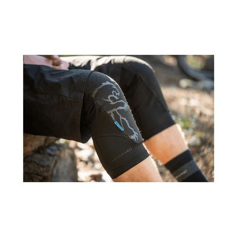 Knee Guard Chromag Shift - Black - Genetik Sport