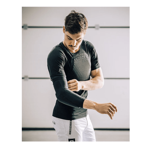 Youth Elbow Guard DHaRCO Gravity - Genetik Sport